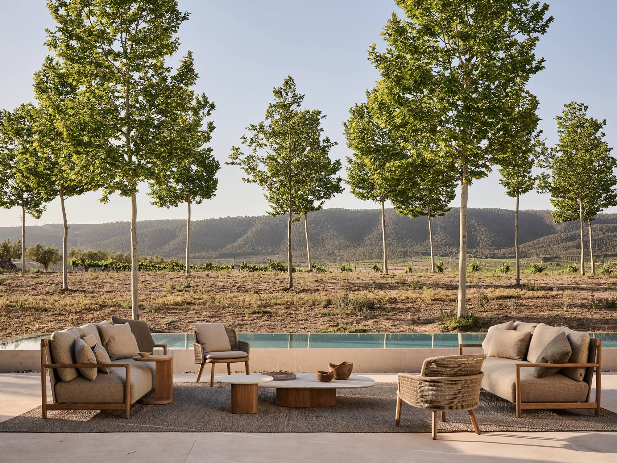 Amanu Sofa - Image 6