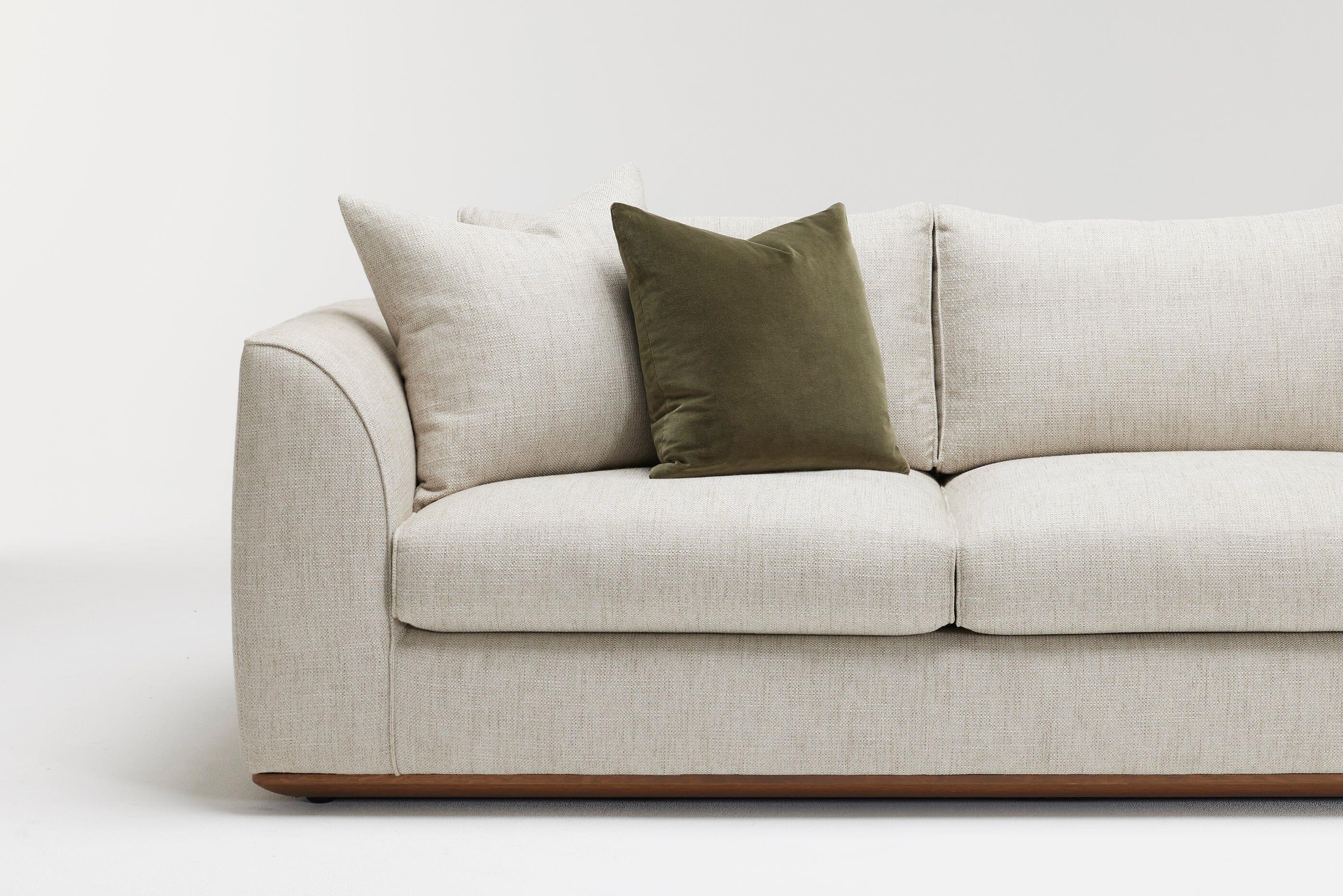 Erskine Sofa - Image 12