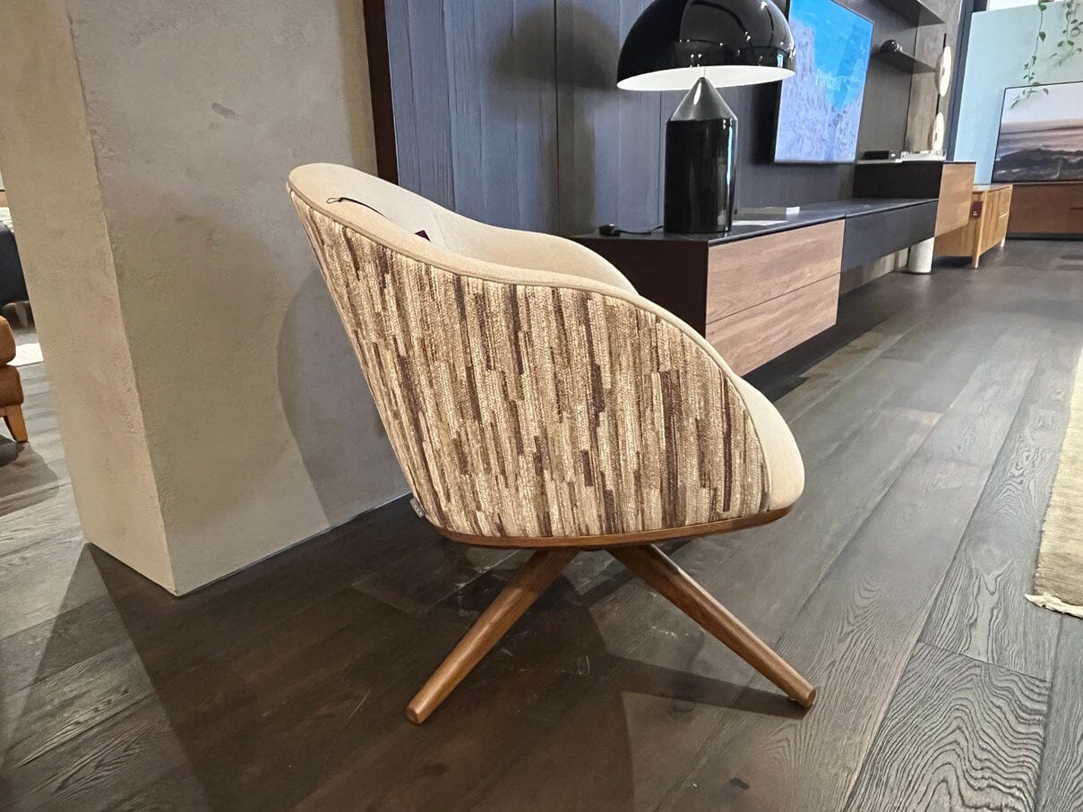 Glenaire Swivel Chair in Impaastare Bronze - Image 2