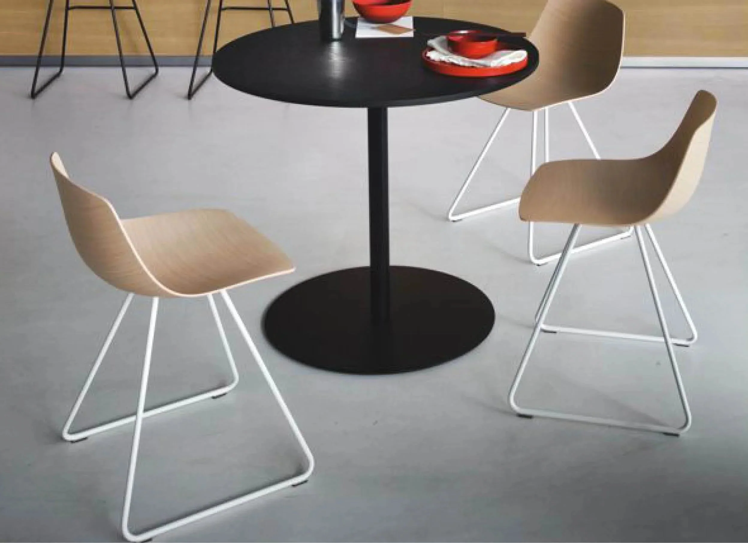 Miunn Chairs in Oak - Image 2